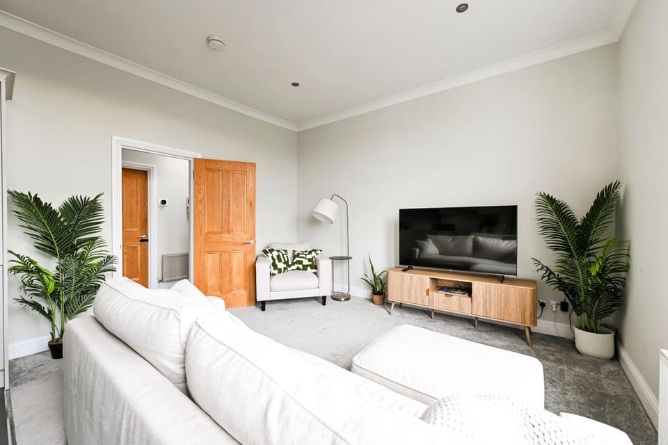 Newly Furnished 1 Bed Flat in Wimbledon Village Apartment in London