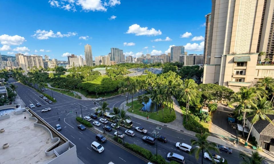 Waikiki Ocean View Studio 3Beds 1 Block to Beach, Tax Included Apartment in McCully-Moiliili