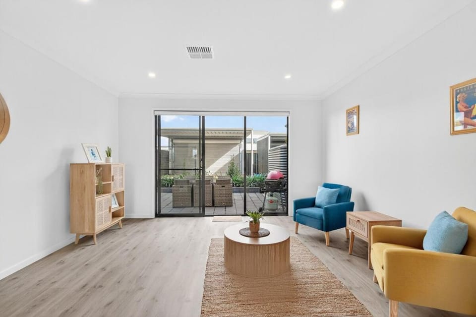 Waterside House in Encounter Bay