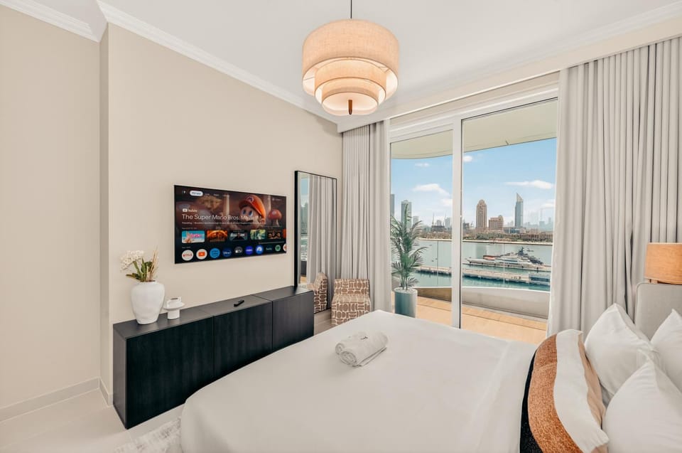 TV and multimedia, View (from property/room), Evening entertainment, Bedroom