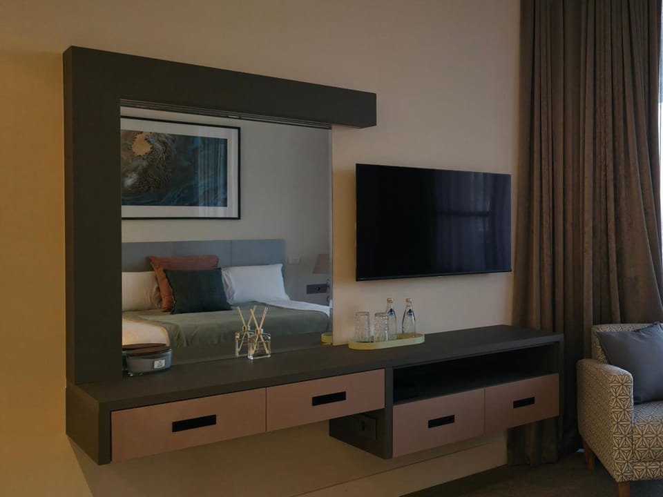TV and multimedia, Evening entertainment, Bedroom
