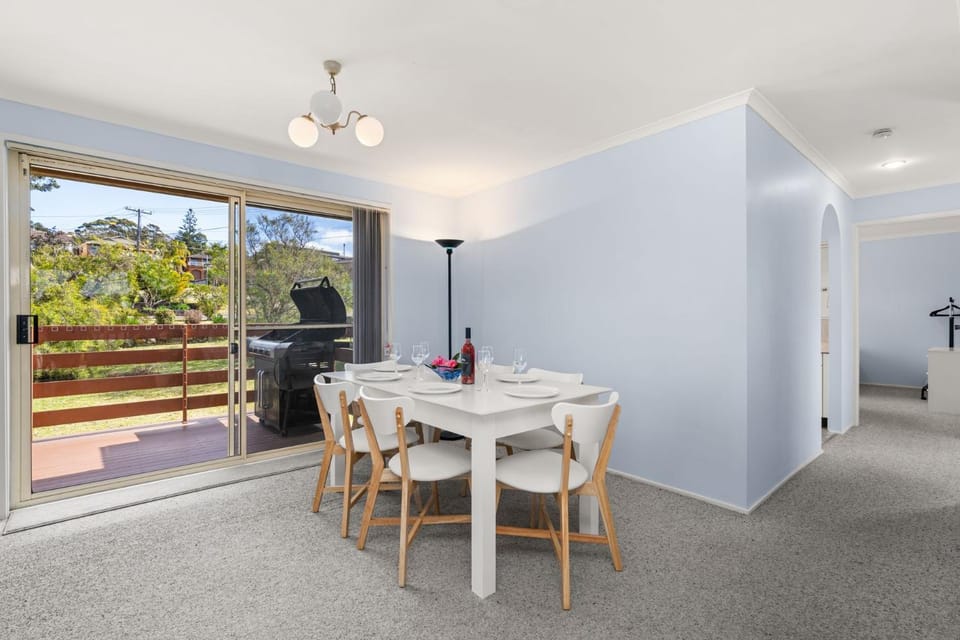 Baybreeze by Experience Jervis Bay House in Vincentia