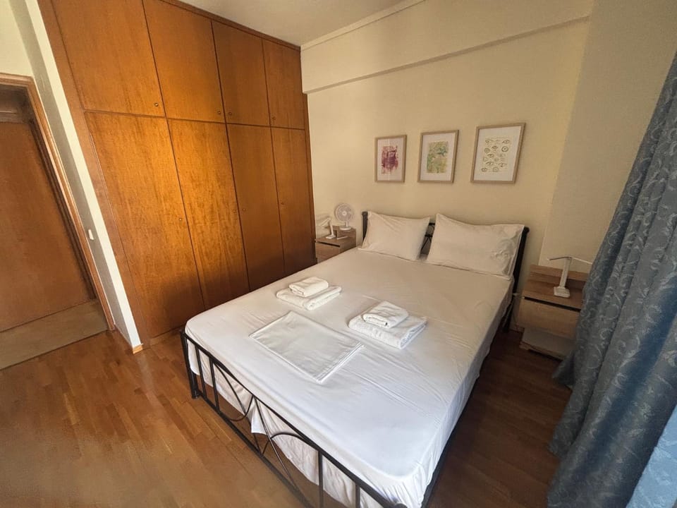 Bed, Photo of the whole room, Bedroom, towels, wardrobe