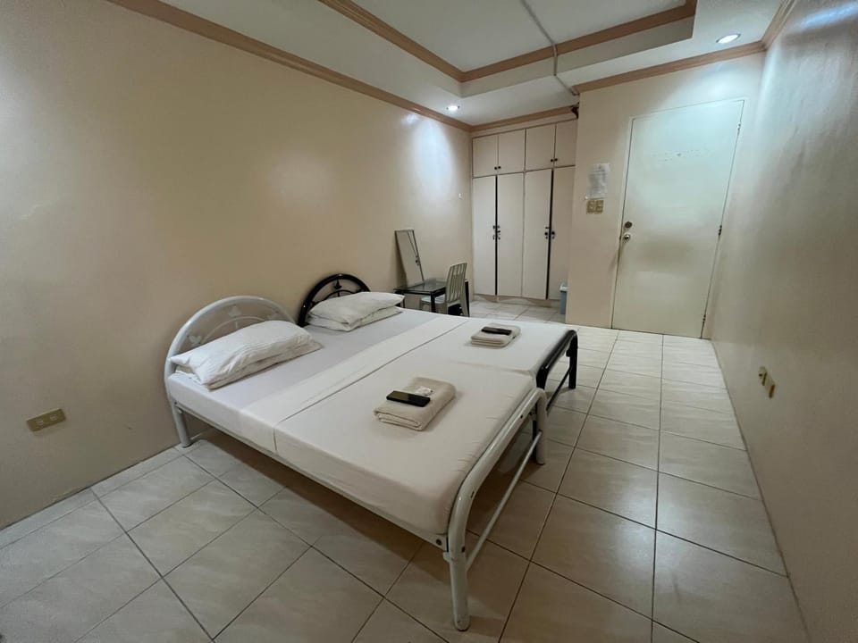 DDD Habitat Inc Iloilo Hotel in Iloilo City