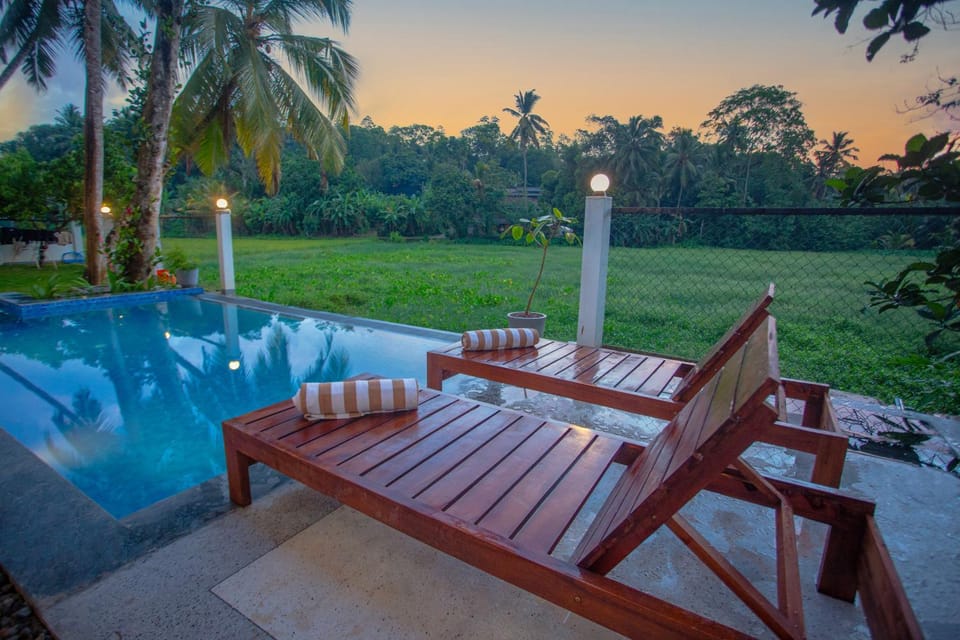 Day, Garden, Balcony/Terrace, Pool view, sunbed