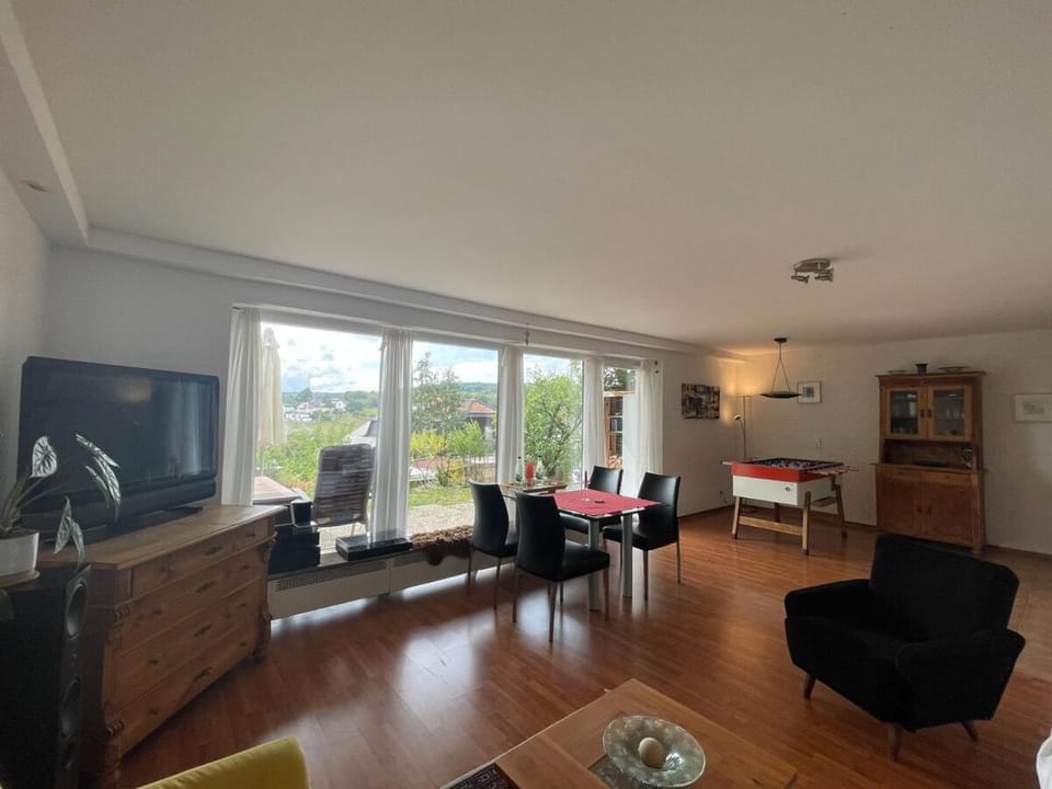 Sehr schöne neu renovierte Ferienwohnung Spechthöhle Apartment in Hochtaunuskreis