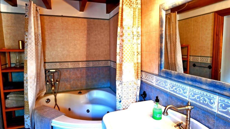 Bathroom, Bath