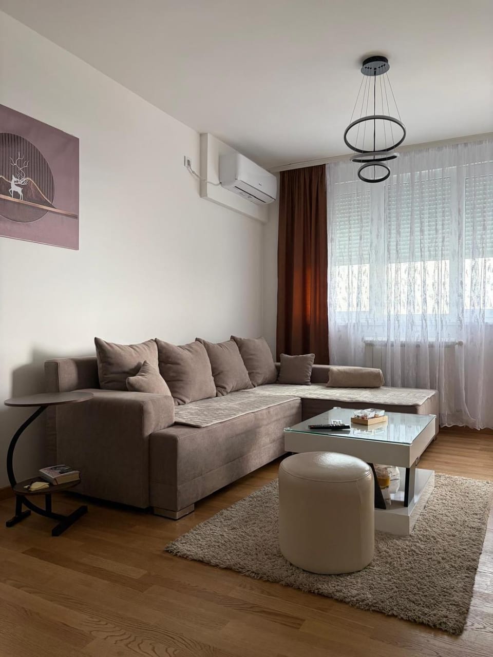 TV and multimedia, View (from property/room), Living room, City view, internet