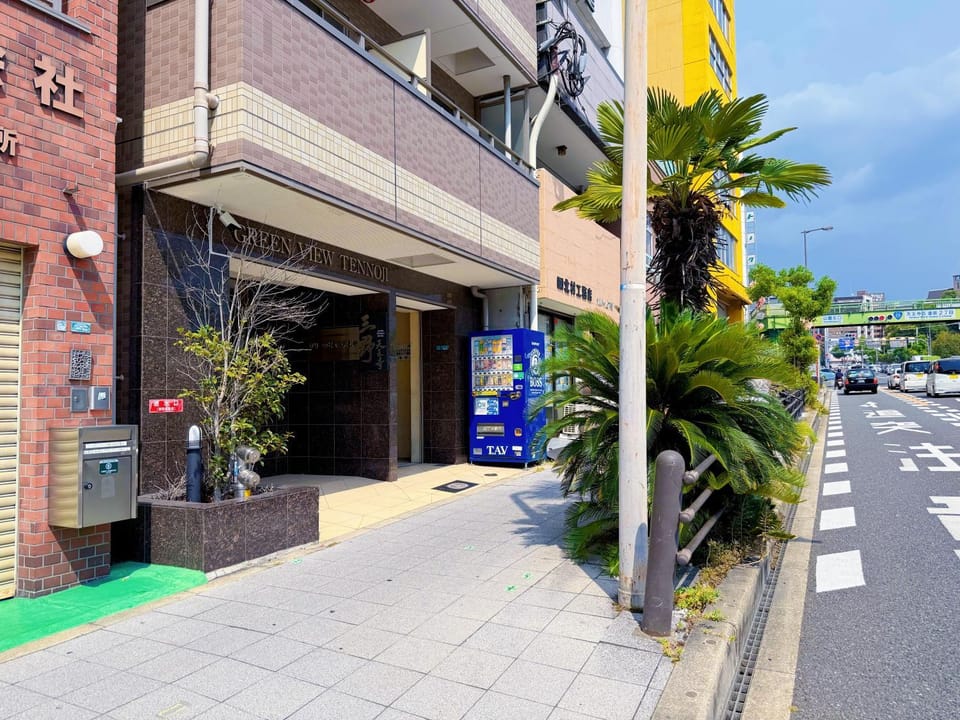 Property building, Neighbourhood, Street view, Location