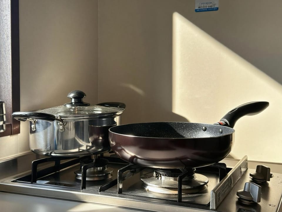 Kitchen or kitchenette, stove