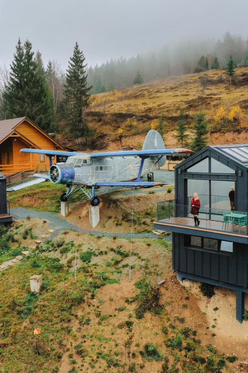 Property building, View (from property/room), Balcony/Terrace, Balcony/Terrace, Mountain view
