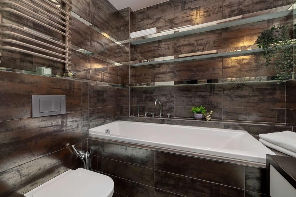Bathroom, Bath