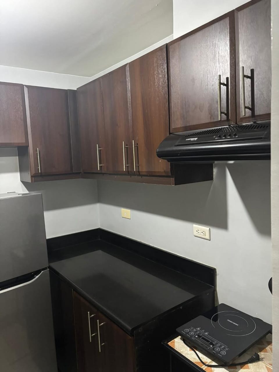 Mariz Suites Apartment in Makati