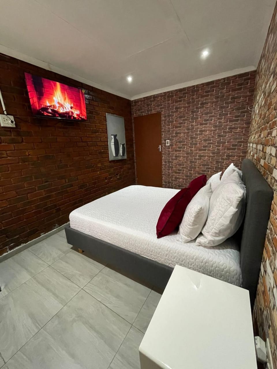 Royal BNB and SPA Bed and Breakfast in North West, South Africa