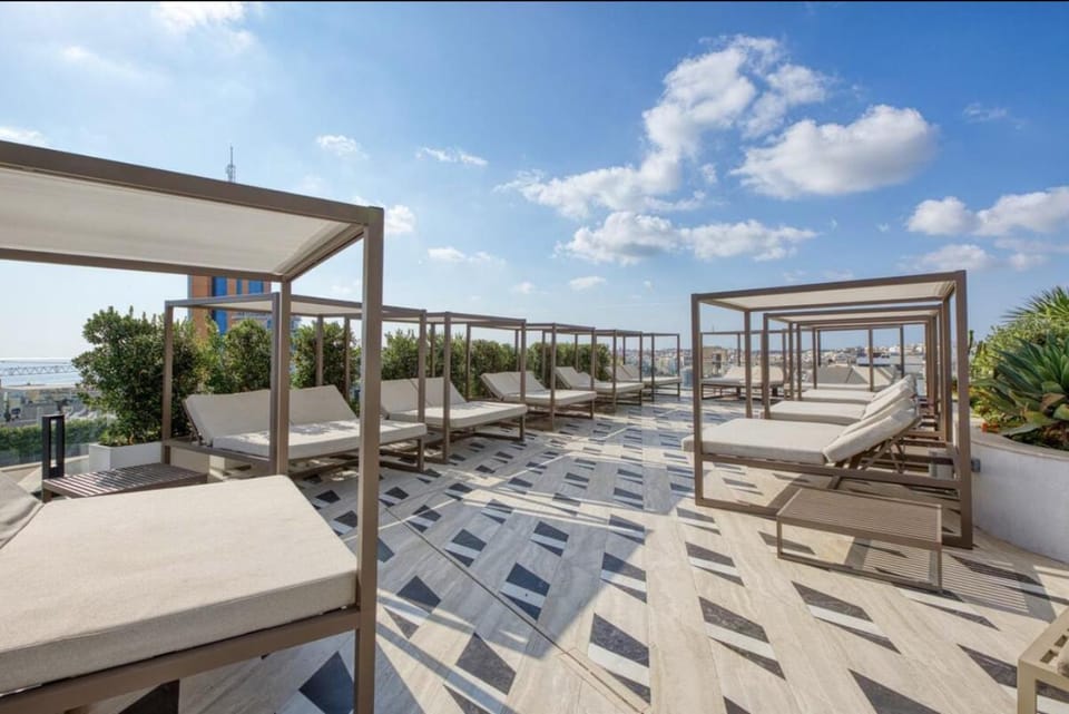 Day, Natural landscape, View (from property/room), Balcony/Terrace, sunbed