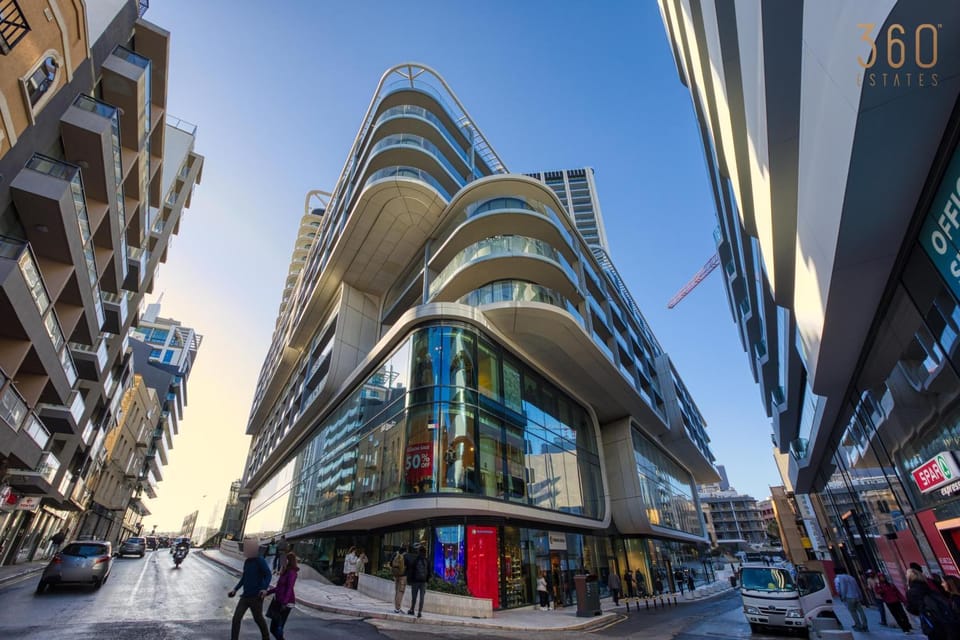 Property building, Day, City view, Street view, Location, Parking