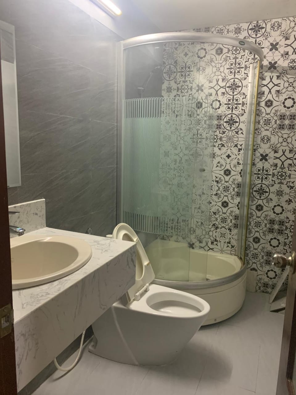 Hồng Phát Hostel Bed and Breakfast in Laos