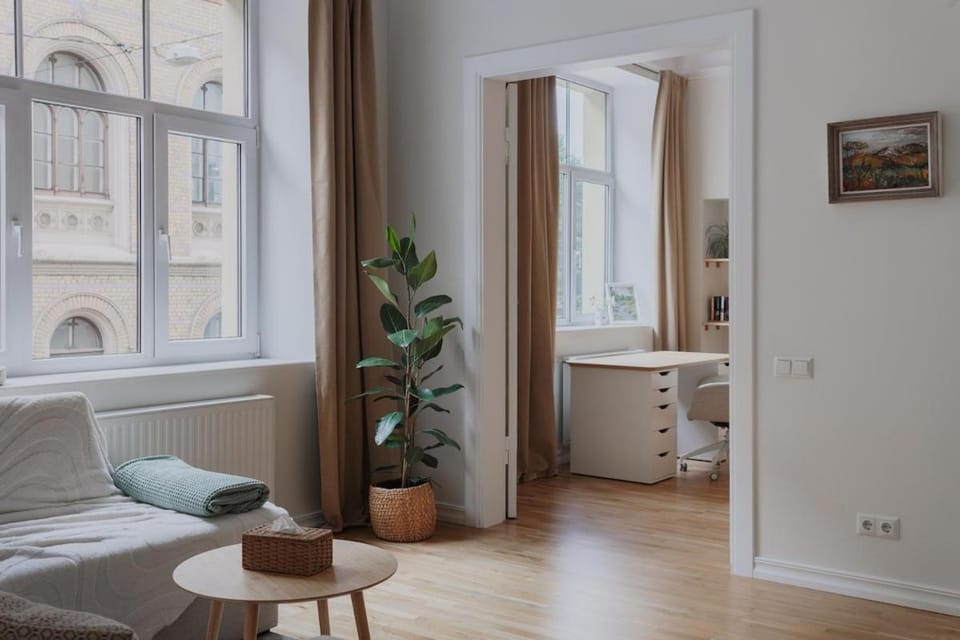 Living room, Seating area, internet