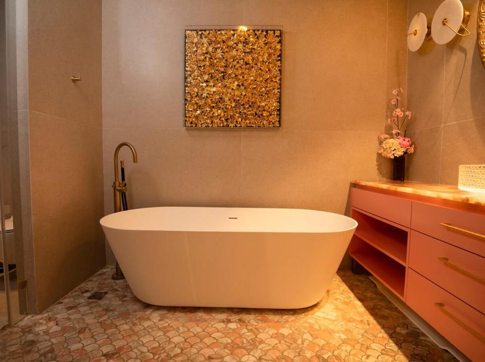 Sea of Love Tel Aviv Escape Apartment in Tel Aviv-Yafo