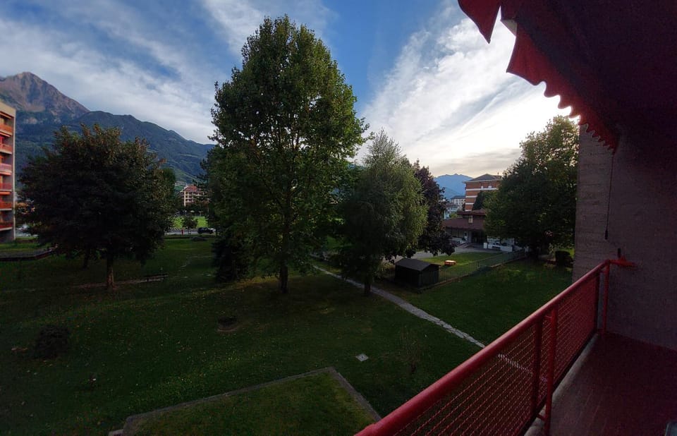 Garden view, Mountain view