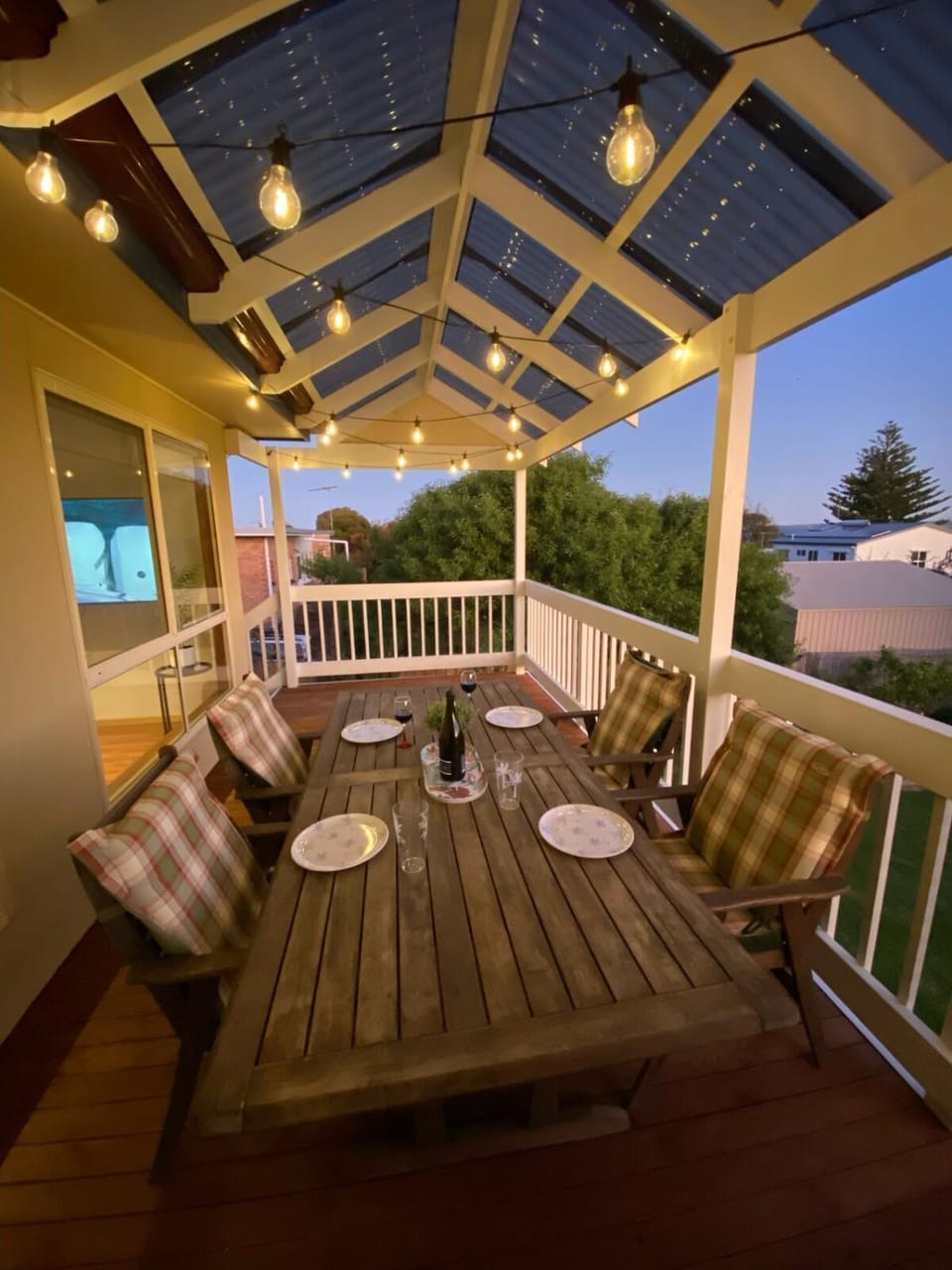 Picture Paradise with sea views House in Kingscote