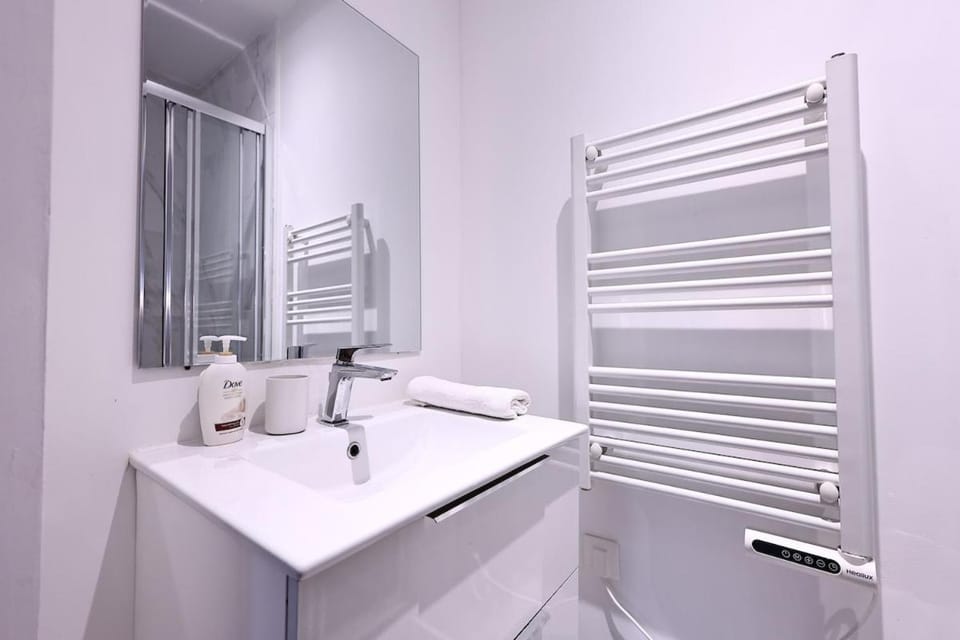 Shower, Bathroom, furniture, hair dryier, heating, storage, towels