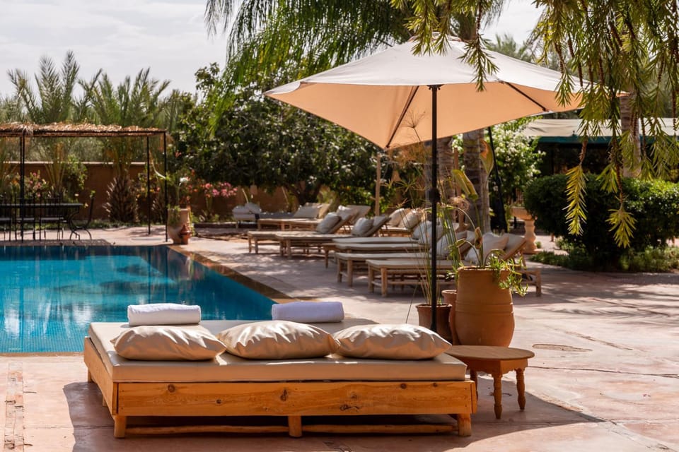 Natural landscape, Swimming pool, Swimming pool, sunbed
