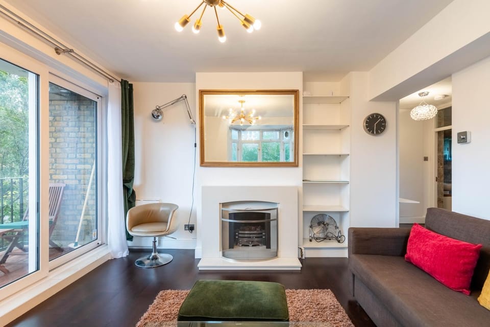 Inviting 1BD Flat in the Heart of South London Apartment in London Borough of Southwark