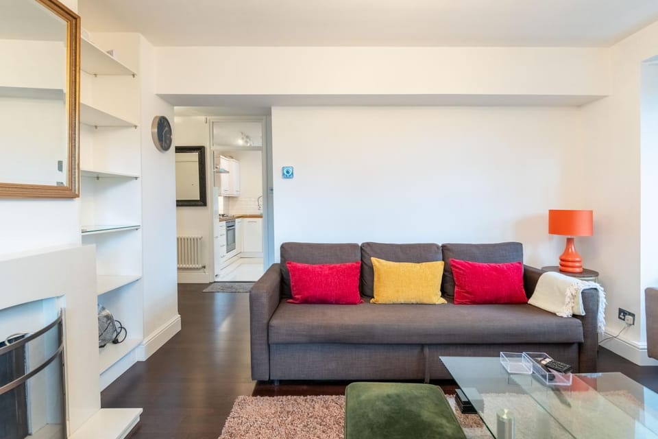 Inviting 1BD Flat in the Heart of South London Apartment in London Borough of Southwark