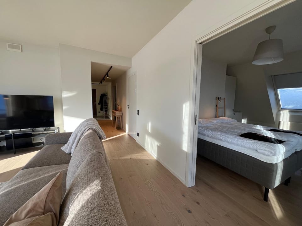 TV and multimedia, Living room, Bedroom