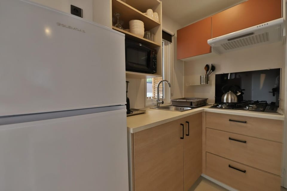 Vertacoflav - Bungalow - 6 couchages House in Sausset-les-Pins