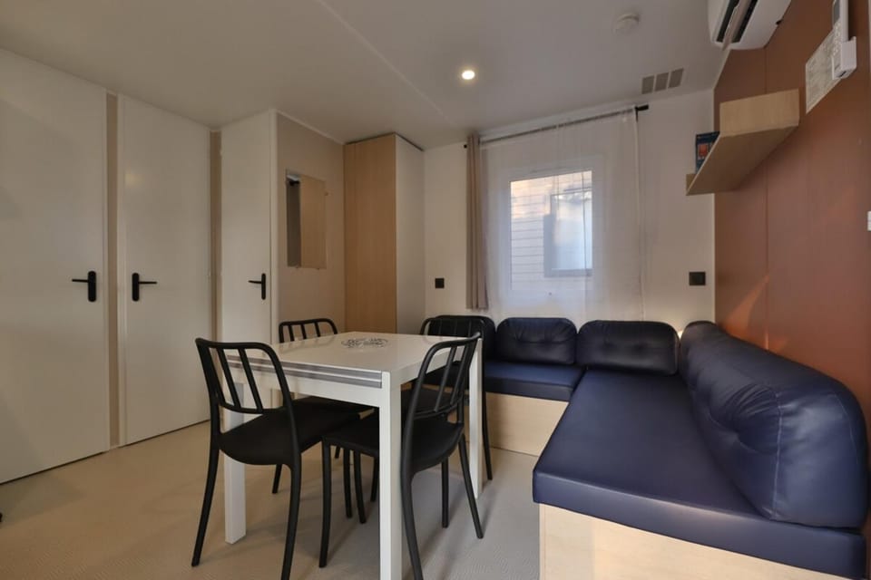 Vertacoflav - Bungalow - 6 couchages House in Sausset-les-Pins