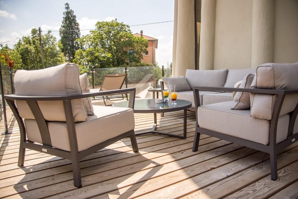 Suite atypique, jacuzzi & Piscine 2 Bed and Breakfast in Auvergne-Rhône-Alpes