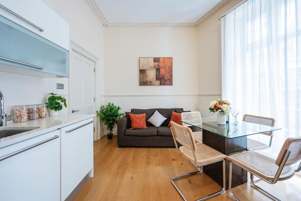 Welcome London Covent Garden Opera House Apartment in City of Westminster