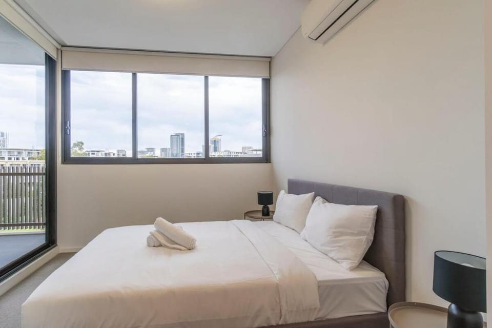 W5 Wentworth point Charm 2 Bed with 1 Car Space Apartment in Sydney