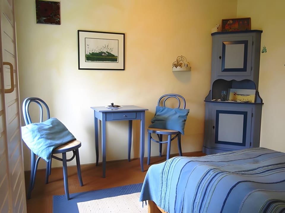 Property building, Living room, Bedroom