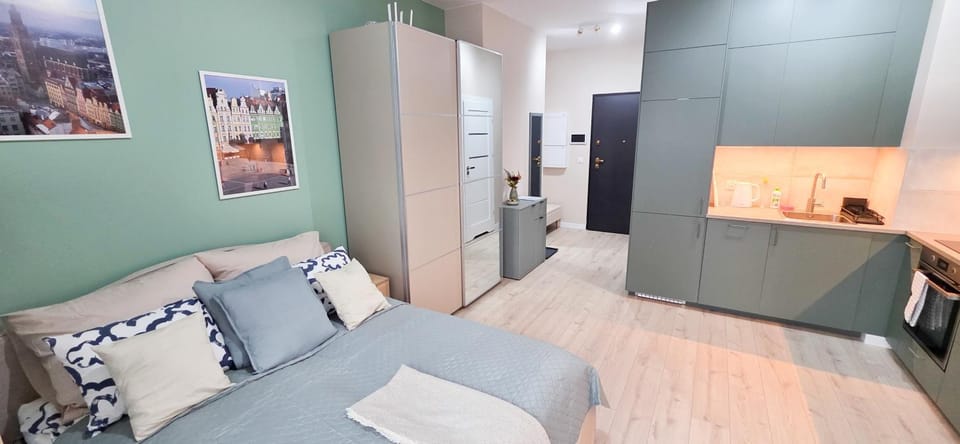 Bed, Kitchen or kitchenette, Photo of the whole room, Bedroom, wardrobe
