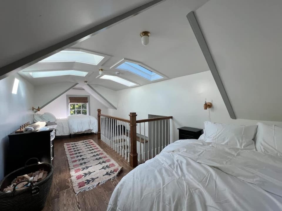 Sunny Designer Retreat with Gym & Game Room House in Monte Rio