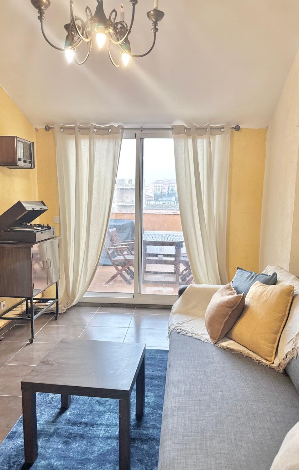 Property building, Living room