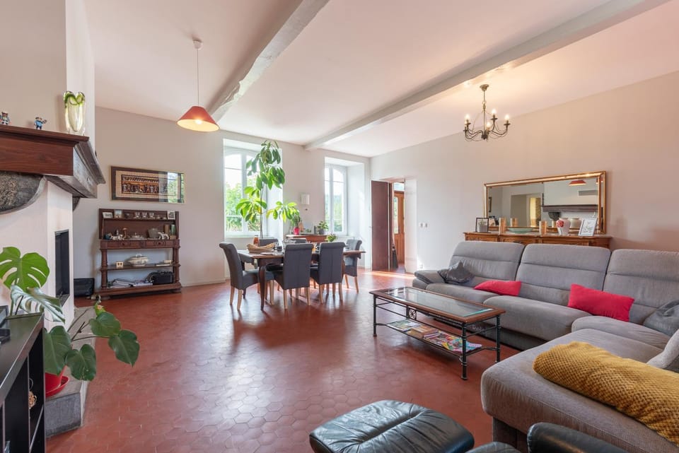 Property building, Living room