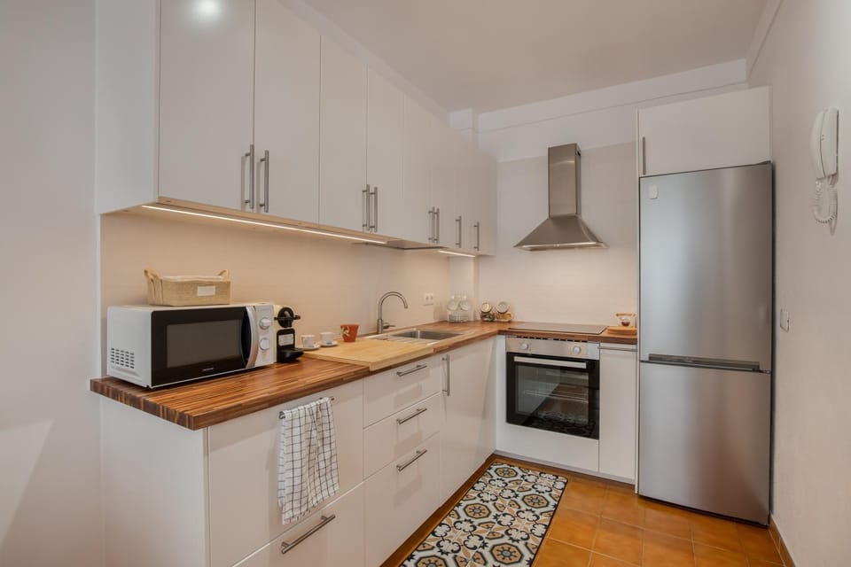 Kitchen or kitchenette, Living room