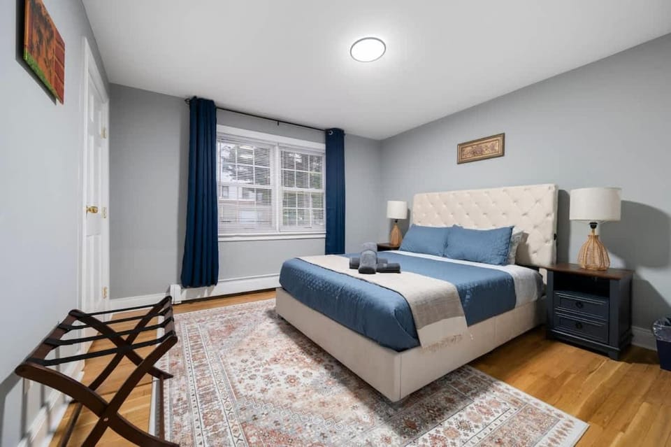 Spacious 3BR Apt Near MetroNorth Apartment in Mount Vernon