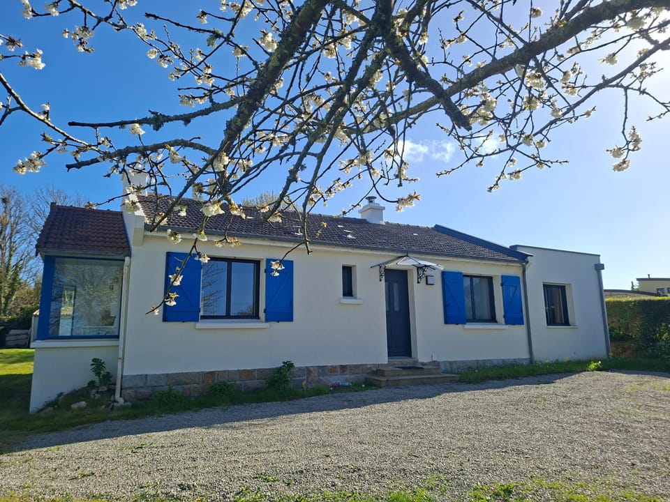Le Phare Ouest House in Plougonvelin