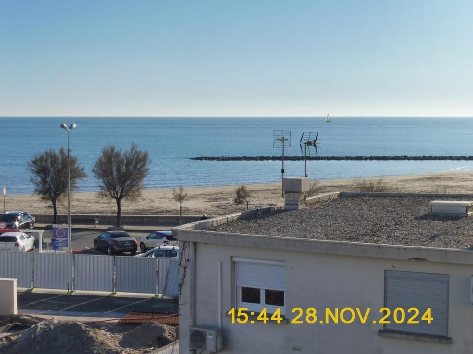 Natural landscape, Beach, Sea view, Parking