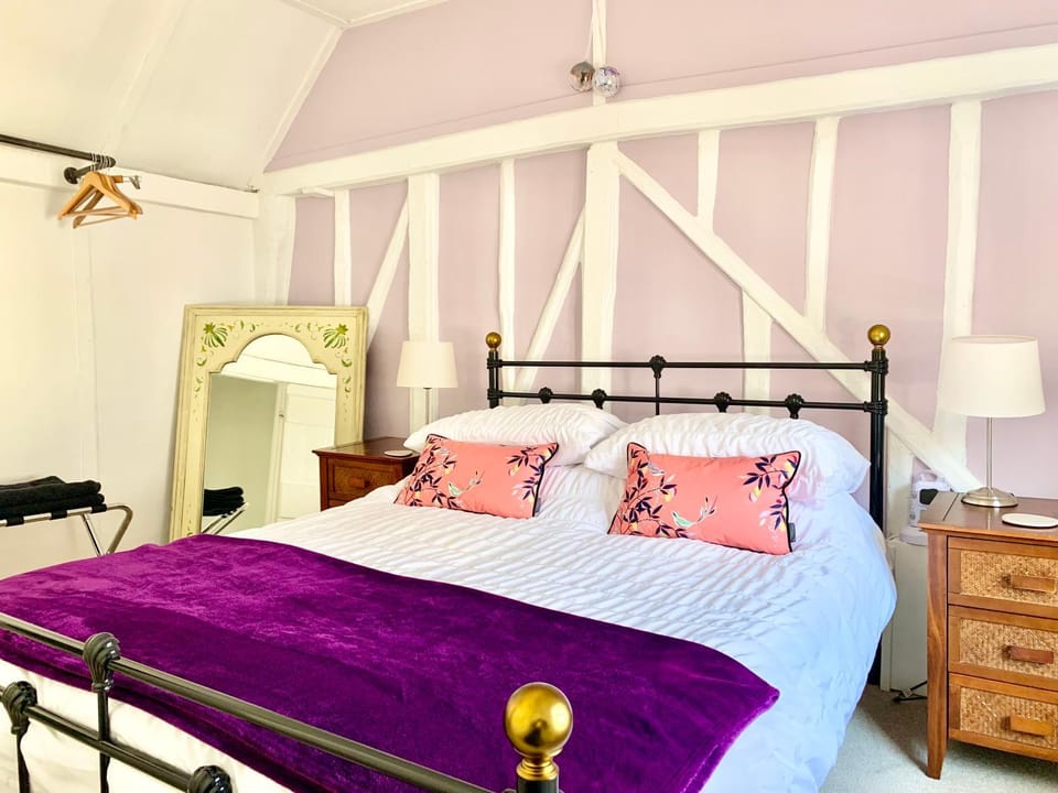 Watts Cottage, Cosy 2 bed, historical home House in Bexhill