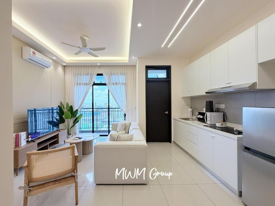 TV and multimedia, Kitchen or kitchenette, Living room, Seating area, stove, air conditioner