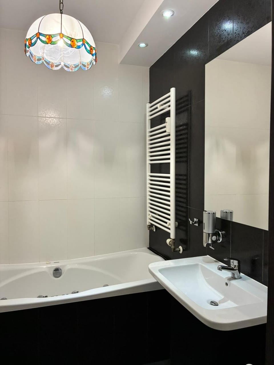 Deluxe Apartament na wyłączność z darmowym parkingiem w garażu fv Apartment in Warsaw