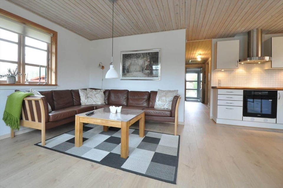 80011-Vemb-Harpotvej-84 House in Central Denmark Region