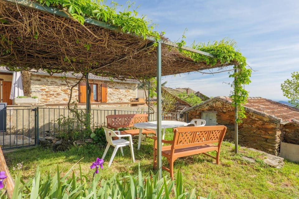 Location Chabannes Malbosc House in Auvergne-Rhône-Alpes