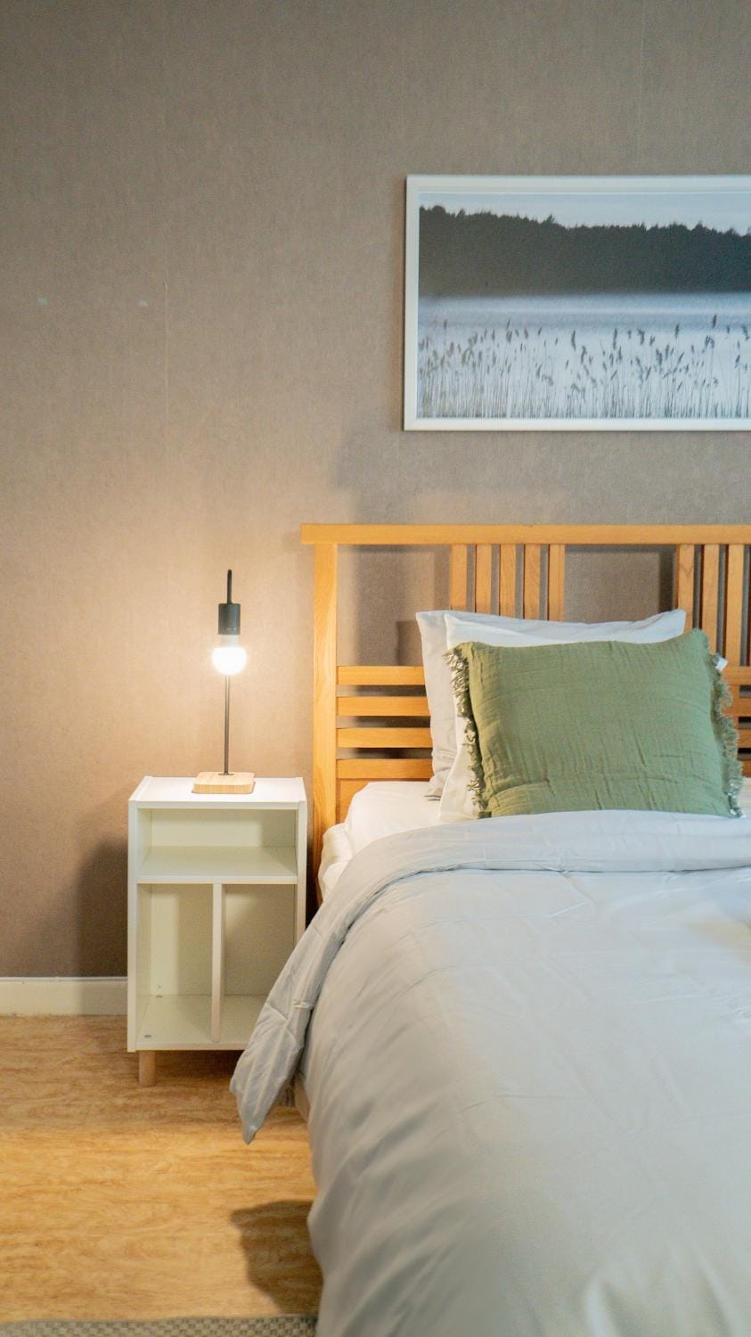 Bed, Bedroom